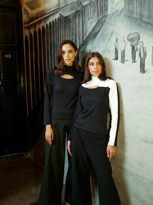 Cut-Out Highneck